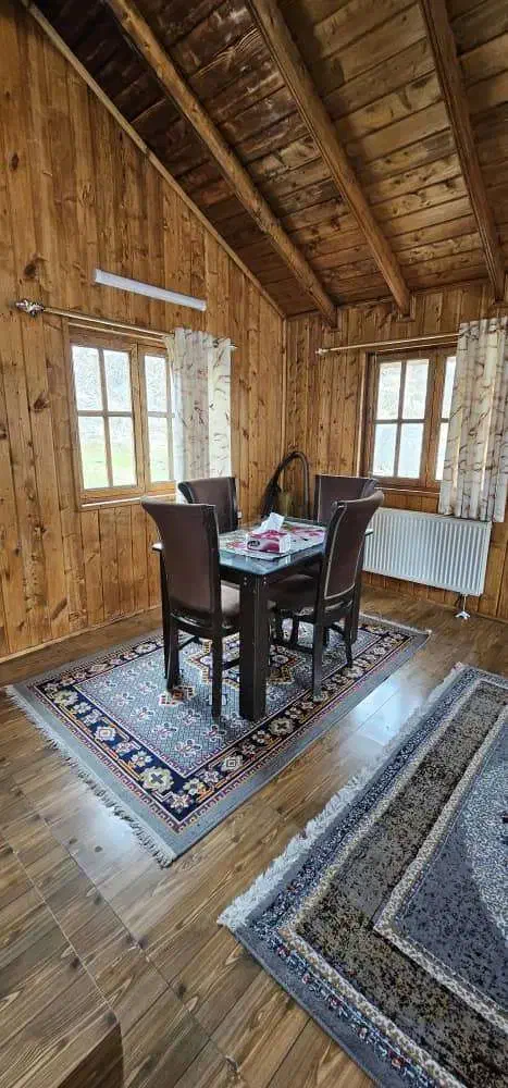 کلبه دوخوابه جنگلی اربهکله بام رامسرمقدم|اجارهٔ کوتاه‌مدت ویلا و باغ|رامسر, |دیوار