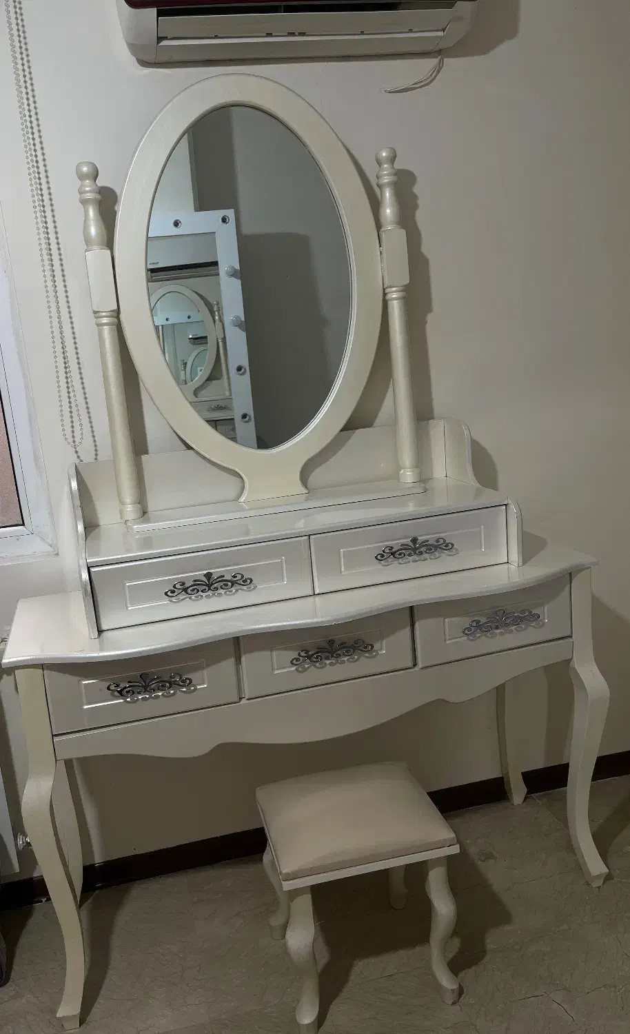 میز آرایش و میز کنار تخت خواب|تخت و سرویس خواب|تهران, قیطریه|دیوار