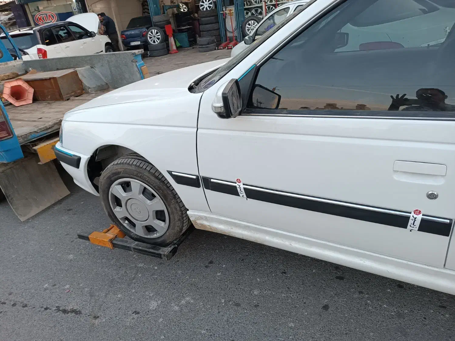 امداد خودرو جرثقیل یدک کش|خدمات حمل و نقل|شیراز, کوزه گری|دیوار