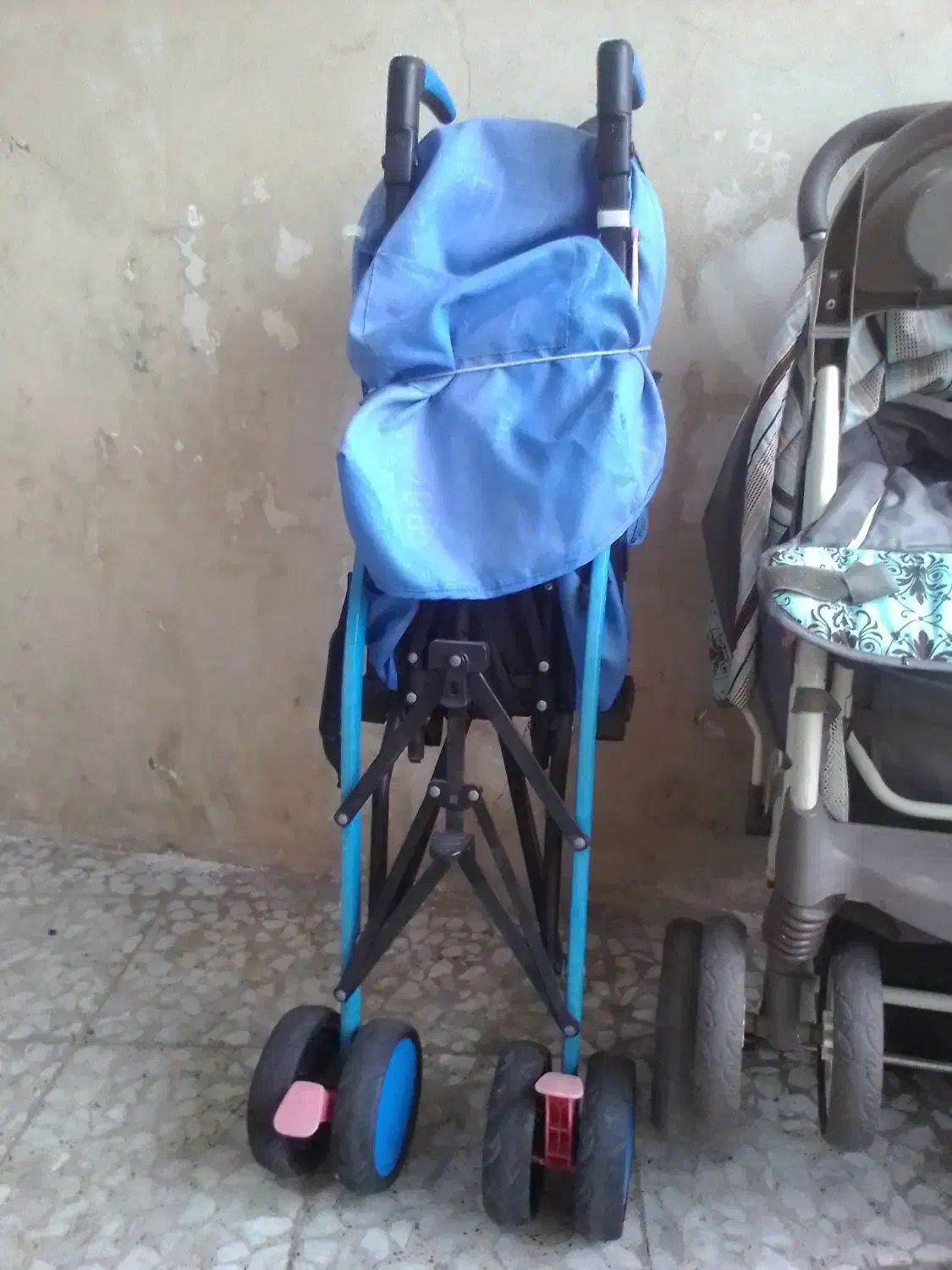 دو عدد کالسکه|کالسکه و لوازم جانبی|رشت, آب و برق|دیوار