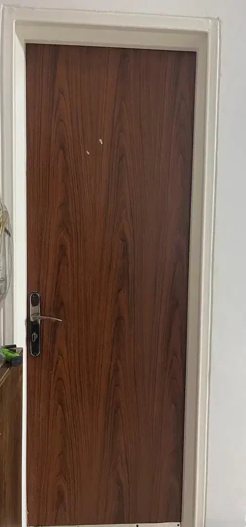 درب|مصالح و تجهیزات ساختمان|صدرا-فارس, فاز ۱|دیوار