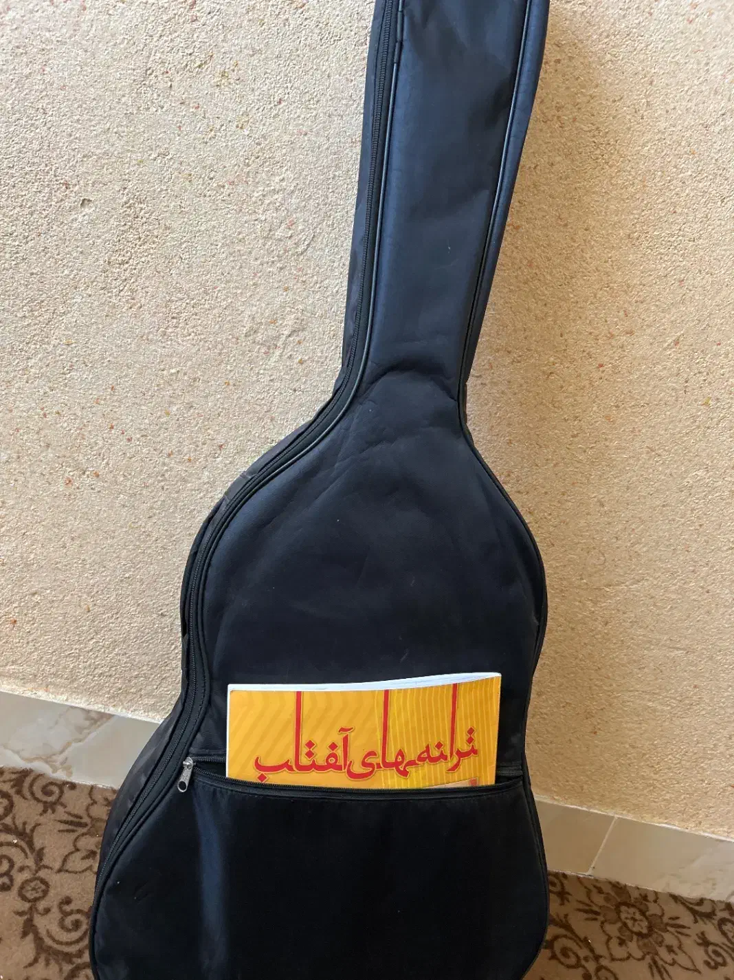 گیتار یاماهاc70|گیتار، بیس، امپلیفایر|رامند, |دیوار