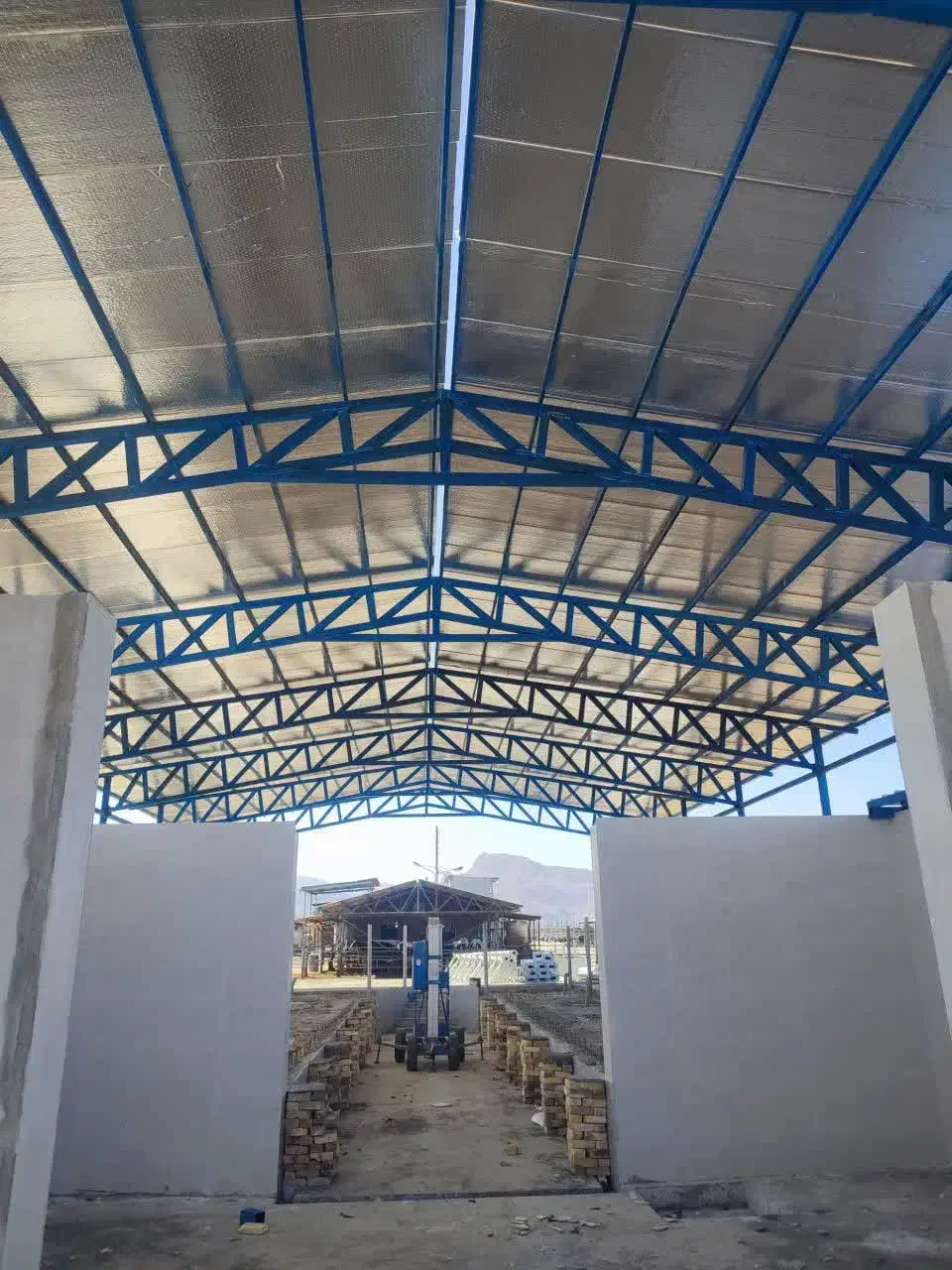 سقف سبک ساندویچ پنل سوله الاچیق والپست|خدمات پیشه و مهارت|گناباد, |دیوار