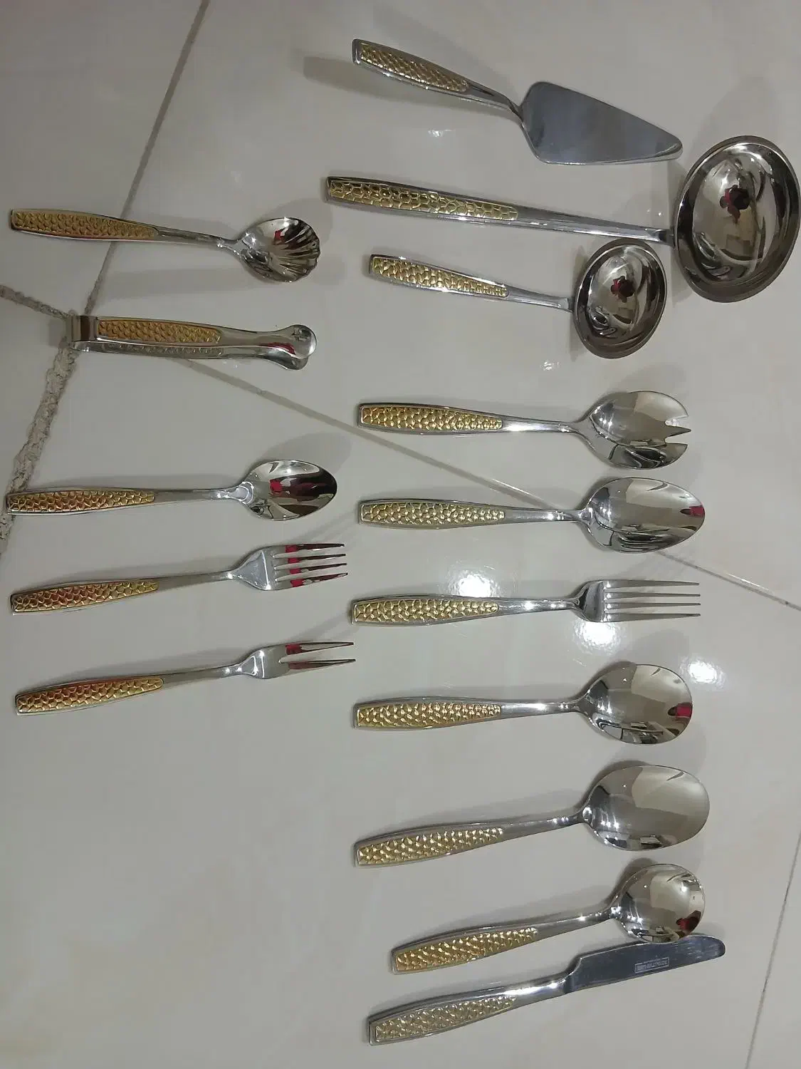 سرویس قاشق چنگال|ظروف سرو و پذیرایی|قرچک, پویینک|دیوار