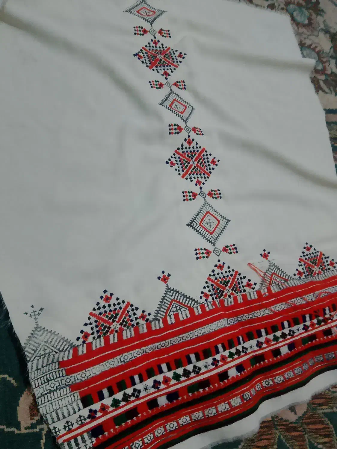 دوچگر چپی دوچ و آیینه و بنوک هستم با دوخت تمیز|لباس|خاش, |دیوار