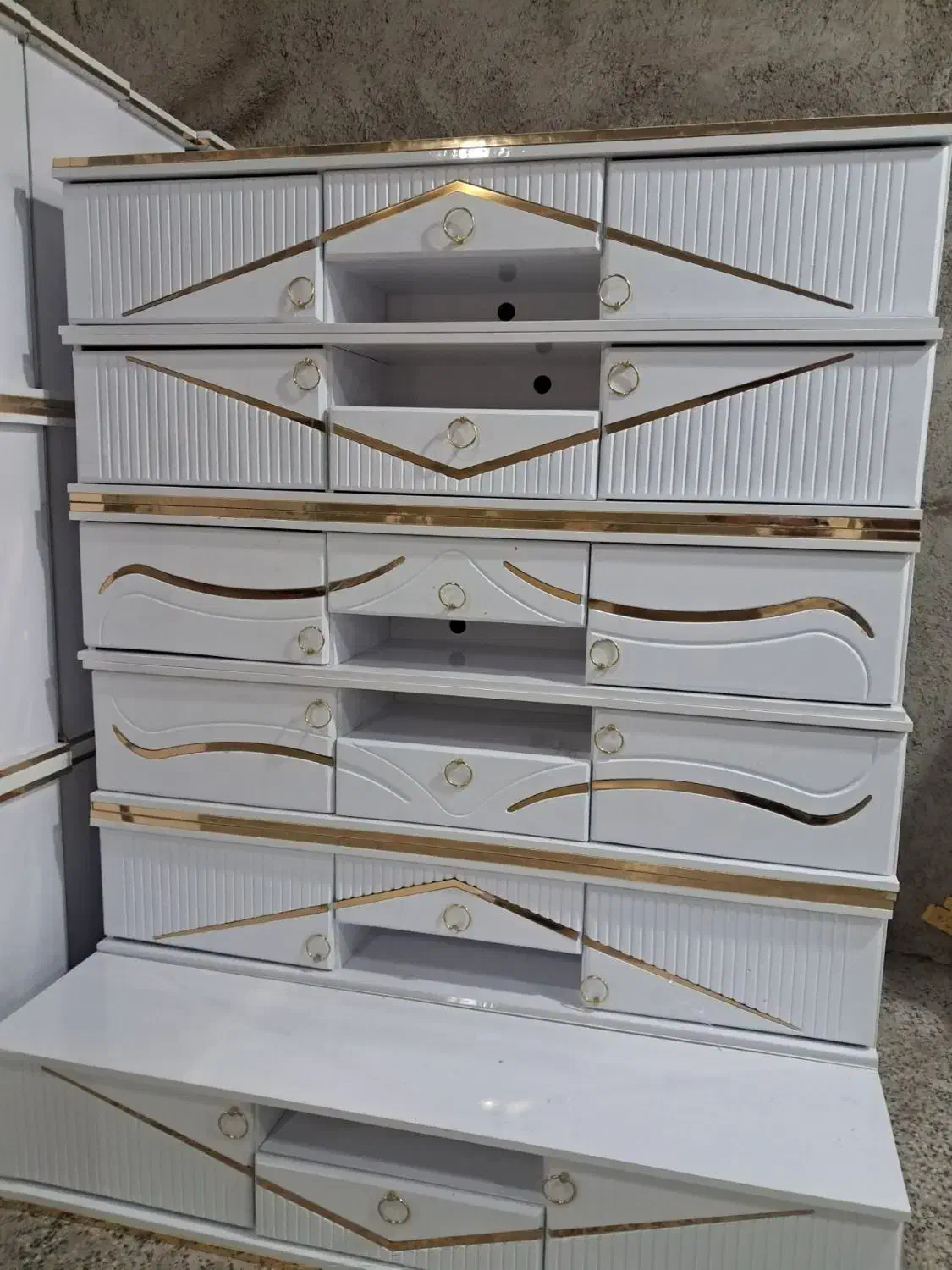 فرش فوری تحویل جمعه درب منزل میز1800|فرش|میاندوآب, |دیوار