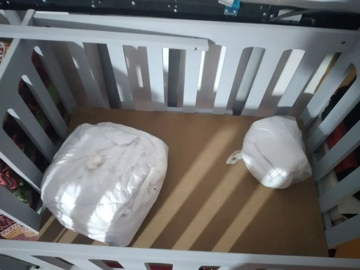 گهواره درحد نو|تخت و صندلی بچه|کنگاور, |دیوار