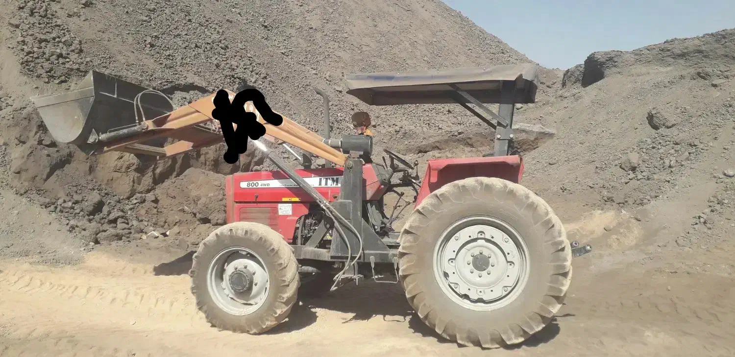 تراکتور ۸۰۰جفت|خودرو سنگین|باغ بهادران, |دیوار