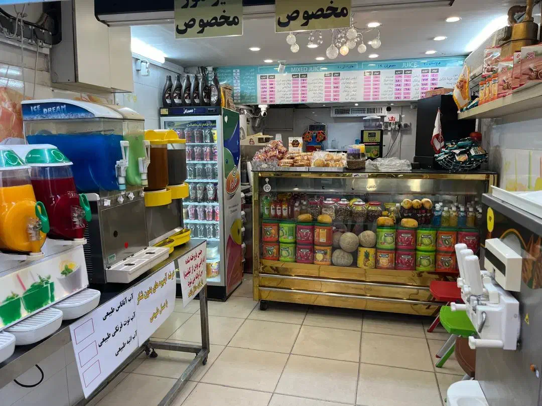 شاگرد و نیروی کاری در دوشیفت صبح و شب|استخدام خدمات فروشگاه و رستوران|قم, صفائیه|دیوار