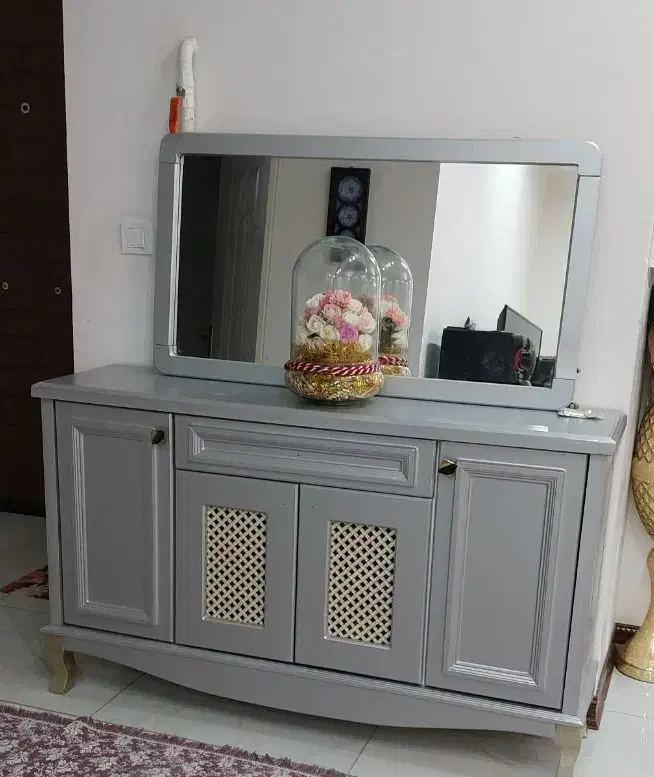 اینه کنسول نقره ای|بوفه، ویترین، کنسول|قدس, شهر‌قدس|دیوار