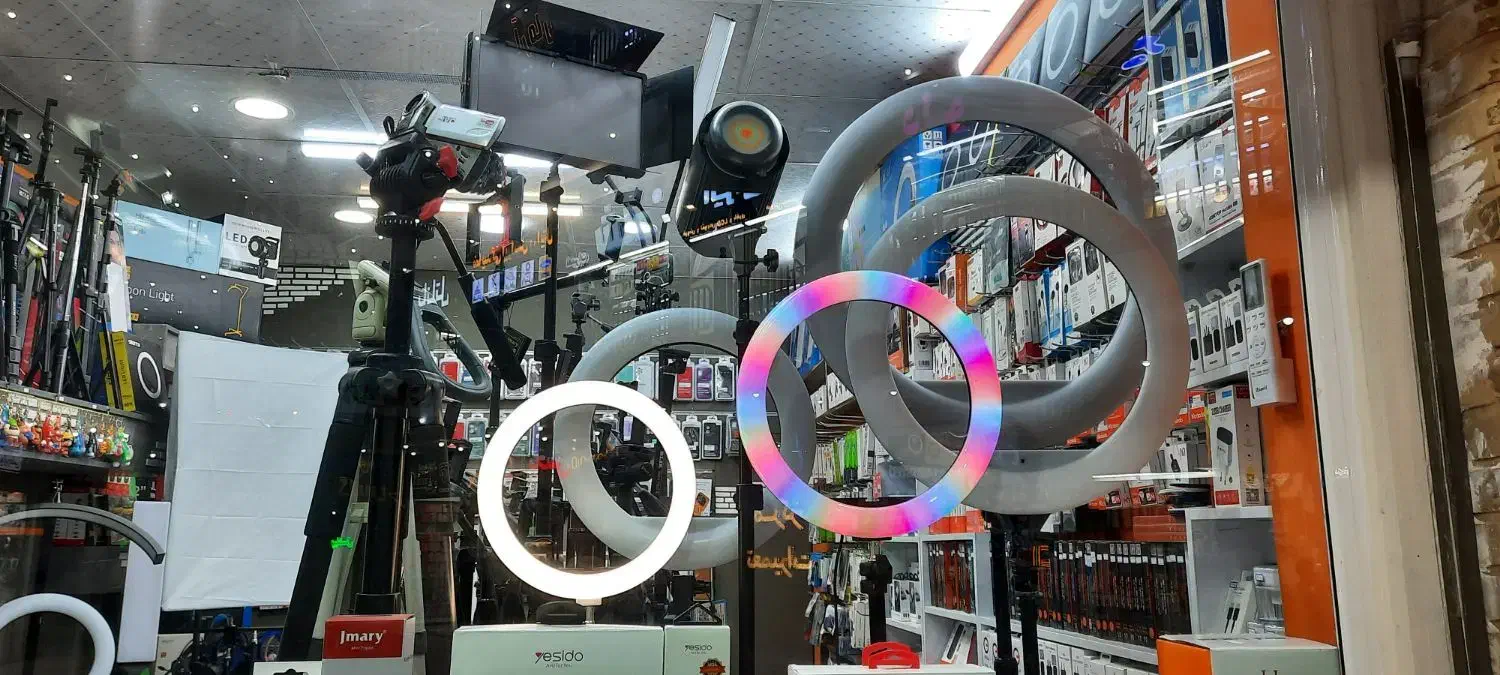 انواع رینگ لایتدراندازه های مختلف وقیمت استثنایی|دوربین عکاسی و فیلمبرداری|قم, عربستان|دیوار