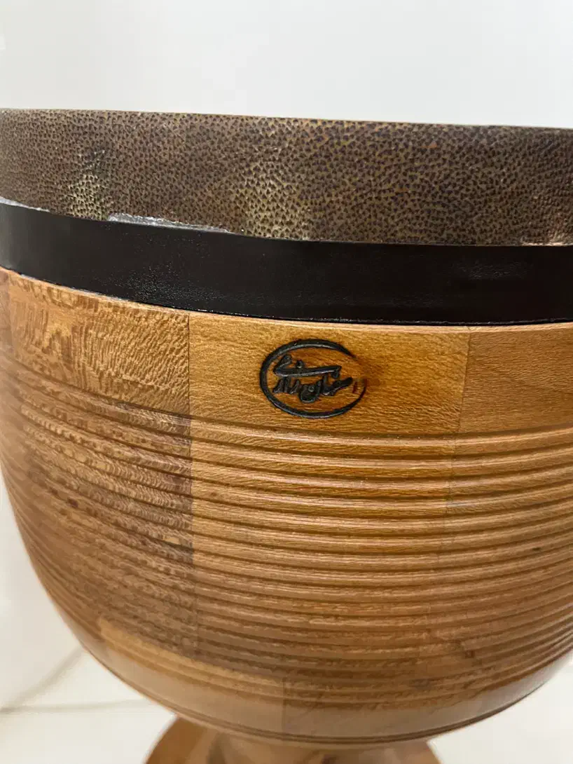 تنبک مهر زارعی|سازهای سنتی|فردوسیه, |دیوار