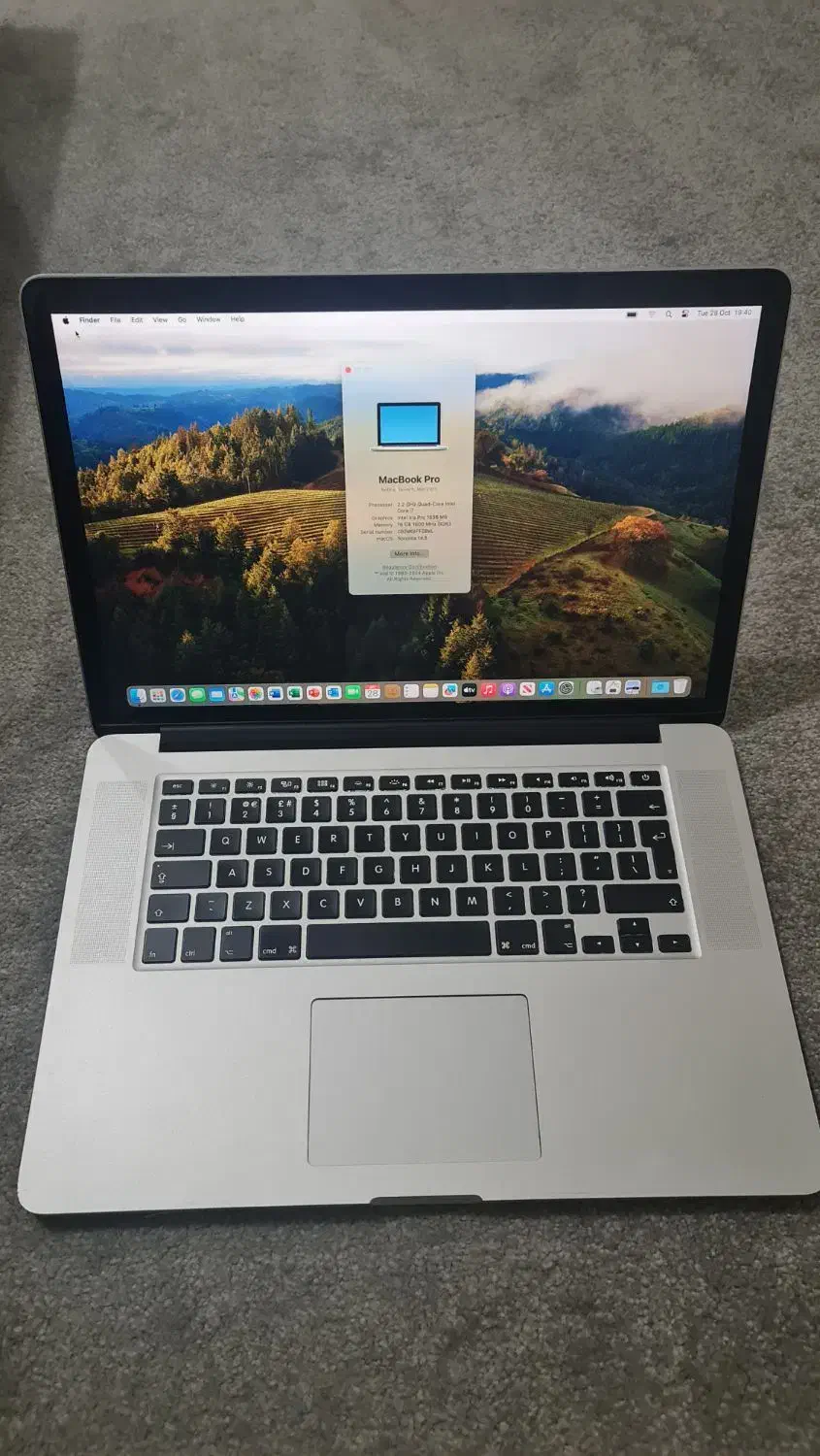 مک بوک پرو|رایانه همراه|اصفهان, باغ نگاره|دیوار