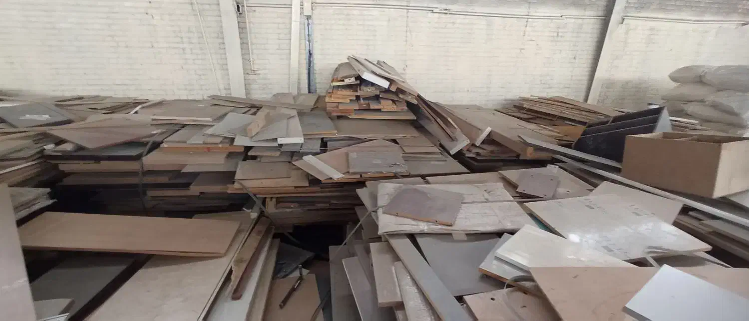 فروش ضایعات ام دی اف ، نئوپان و خاک اره|عمدهفروشی|قرچک, شهرک صنعتی قرچک|دیوار