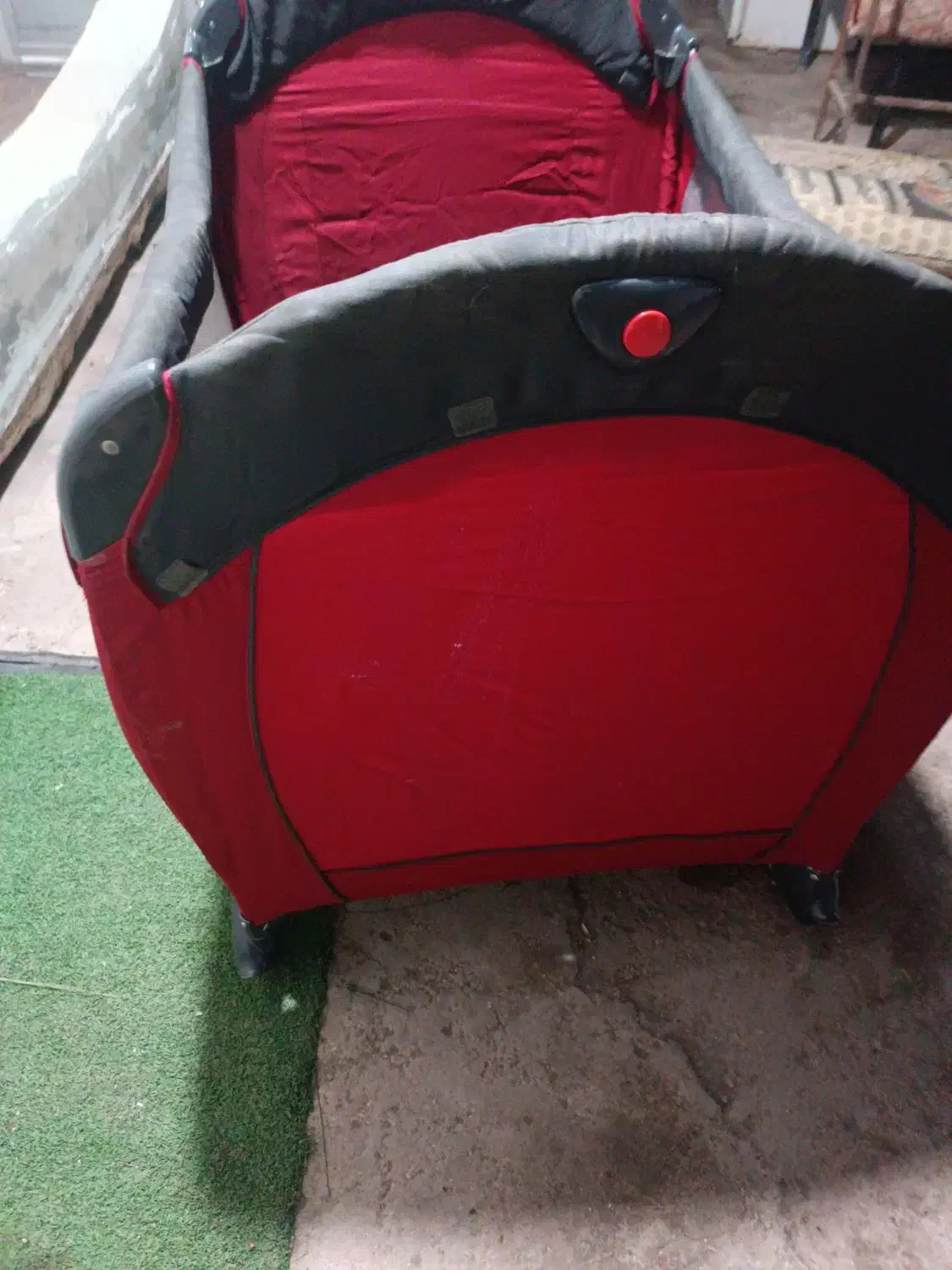 تخت بچه|تخت و صندلی بچه|اهواز, کوی علوی|دیوار