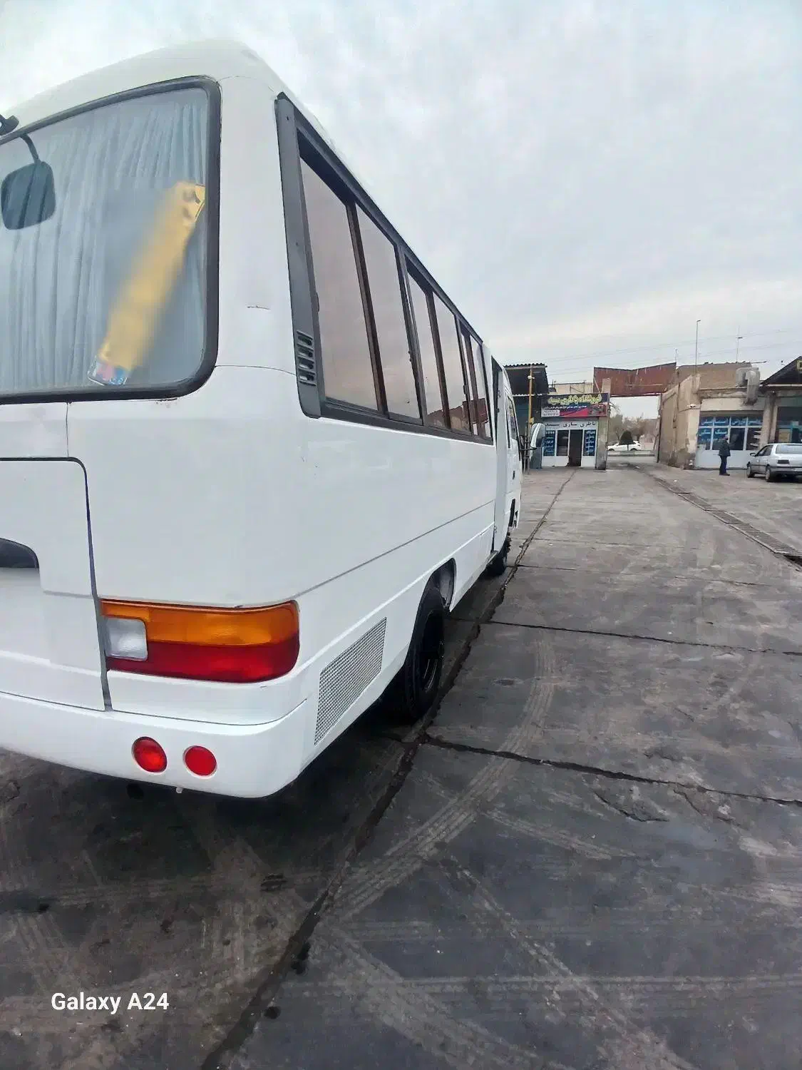 مینی بوس هیوندا|خودرو سنگین|ری, دیلمان|دیوار