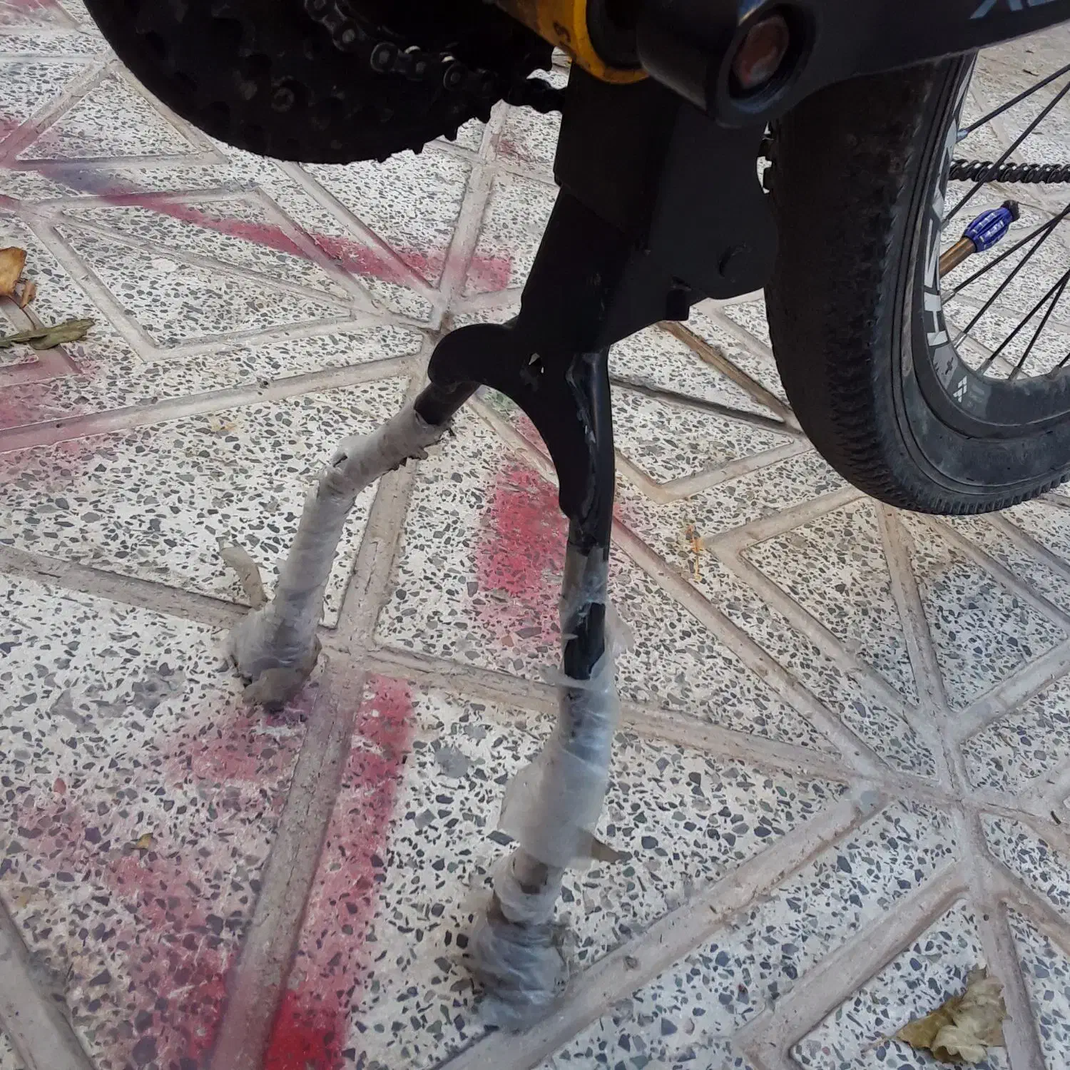 جک دو پایه دوچرخه|دوچرخه، اسکیت، اسکوتر|زنجان, |دیوار