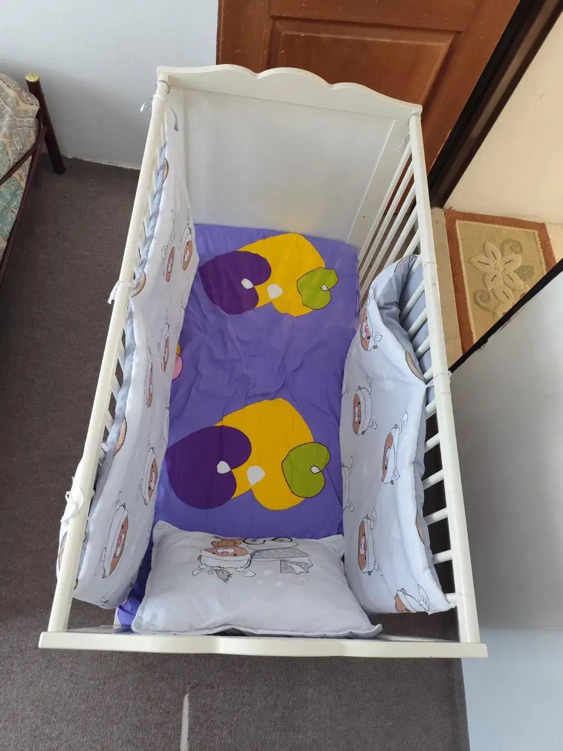 تخت کنار مادر و تخت ایکیا اصل|تخت و سرویس خواب|کلاردشت, |دیوار