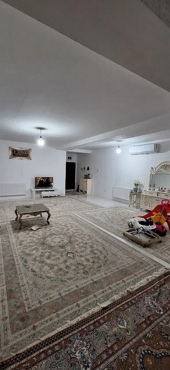 فروش واحد ۱۲۸ متر طبقه چهارم روبه نما|فروش آپارتمان|مشکین‌دشت, |دیوار