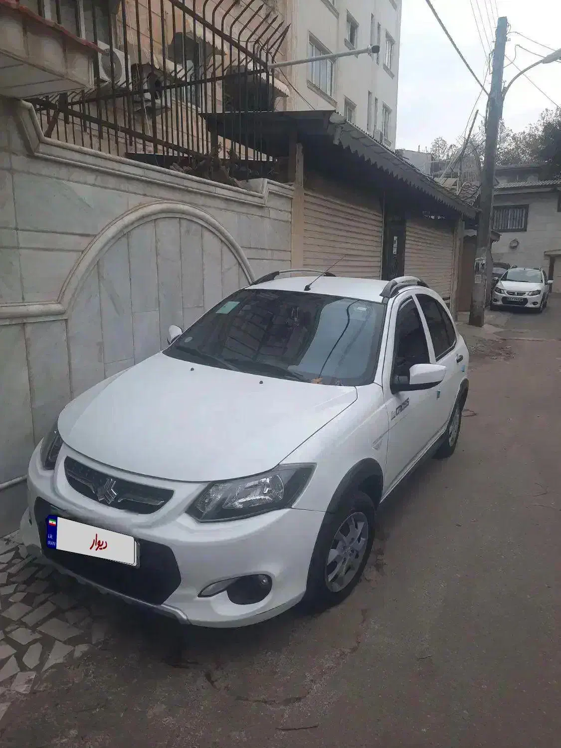 کوییک ۹۹ در حد|خودرو سواری و وانت|لاهیجان, شیشه گران|دیوار