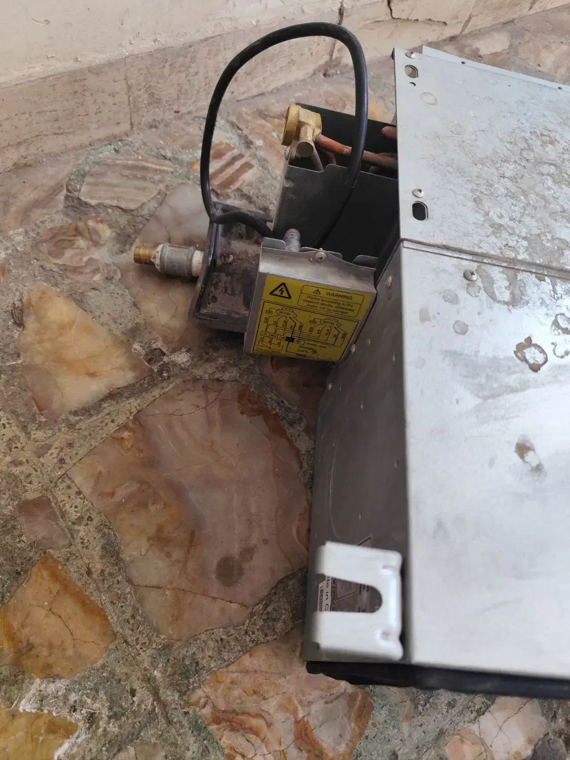 فن کوییل سقفی توکار|کولر گازی و فنکوئل|شیراز, فرگاز|دیوار