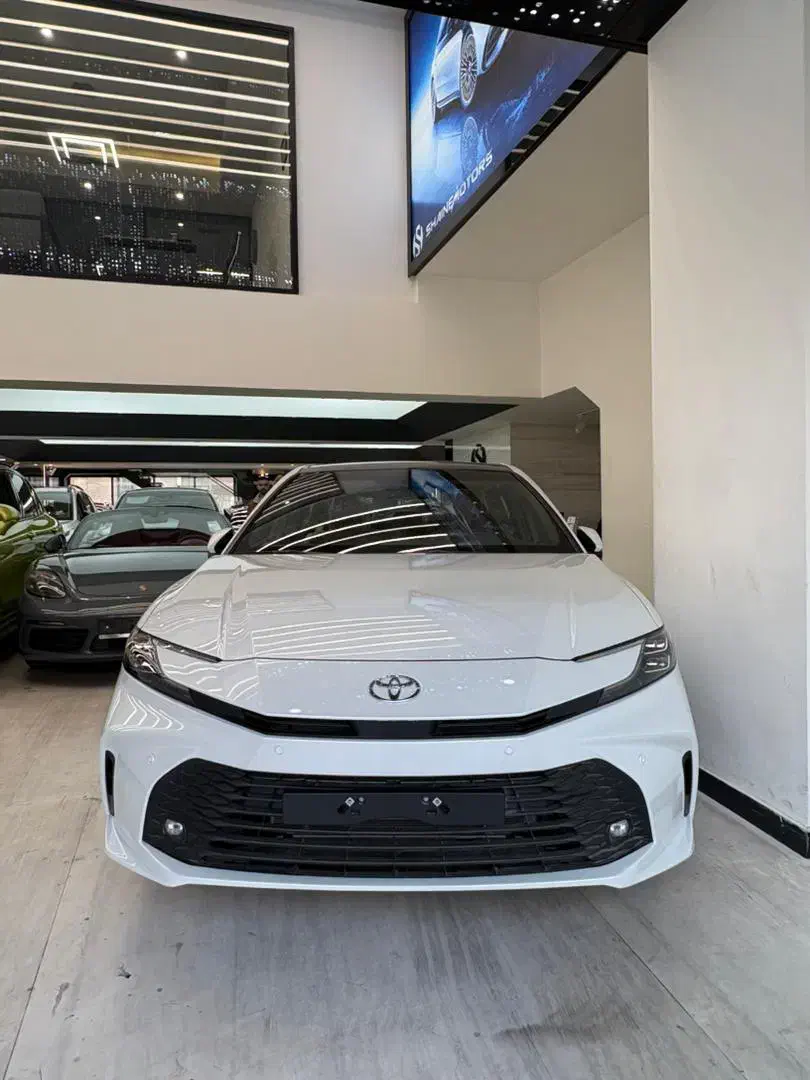 کمری ژاپن le 2025 صفر خشک|خودرو سواری و وانت|تهران, سهروردی|دیوار