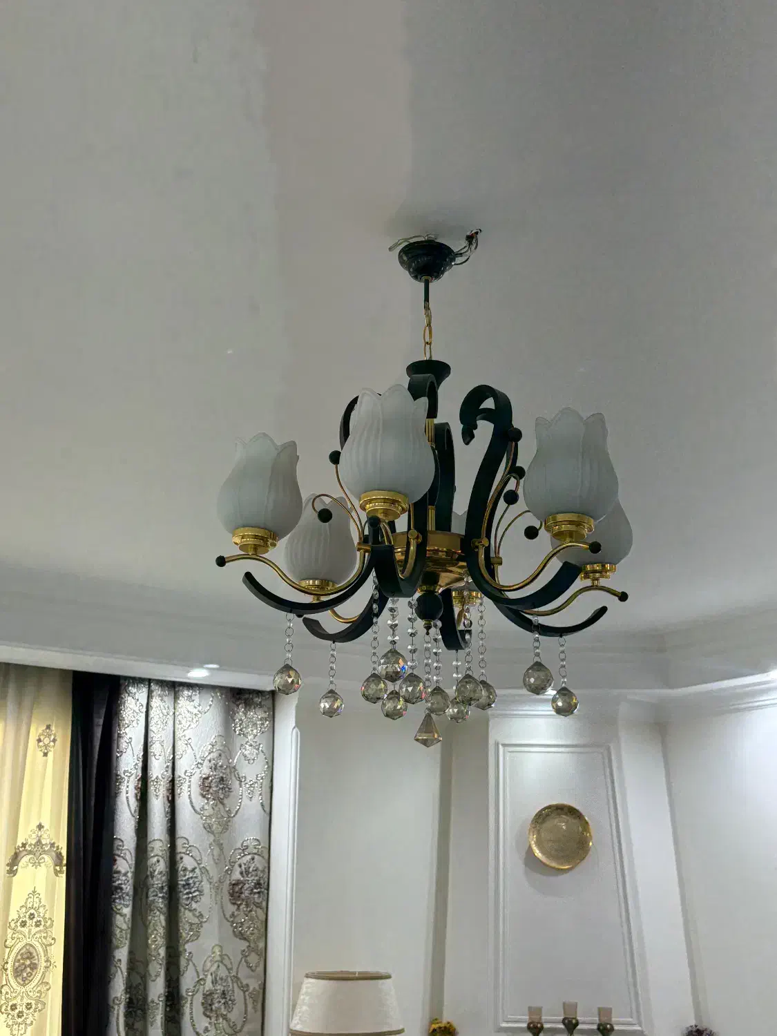 لوستر ۶شاخه|لوستر و چراغ آویز|کرج, باغستان|دیوار