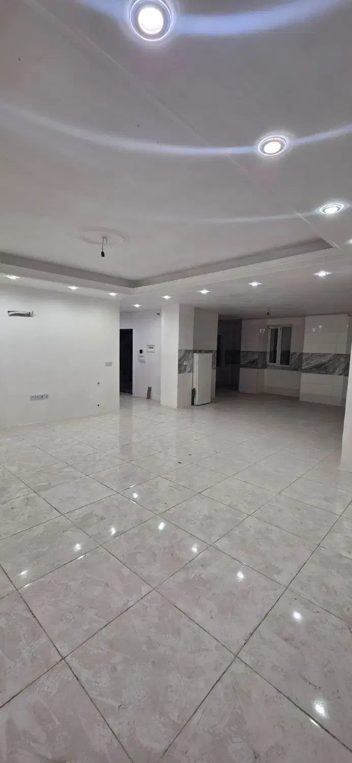 تک واحدی ۱۲۲ متری نوساز بر اصلی بلوار شورا|فروش آپارتمان|رودسر, |دیوار