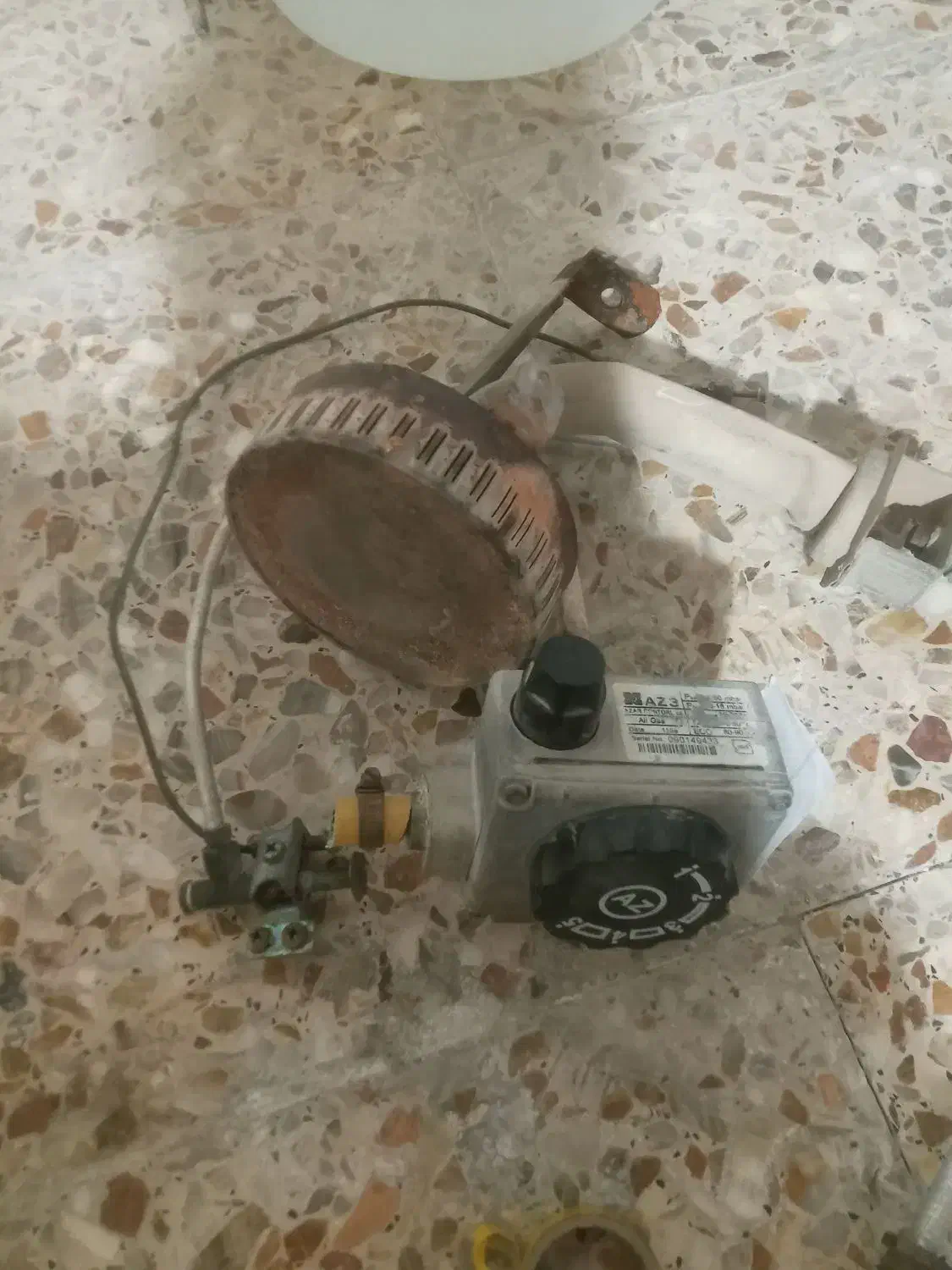 رگلاتور آبگرمکن گازی|آبگرمکن، پکیج، شوفاژ|بندر امام خمینی, |دیوار