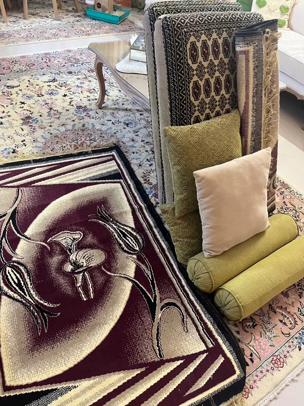 دو عدد قالیچه ماشینی جفت پشتی تر کمن و کوسن|فرش|مشهد, نیروی هوایی|دیوار