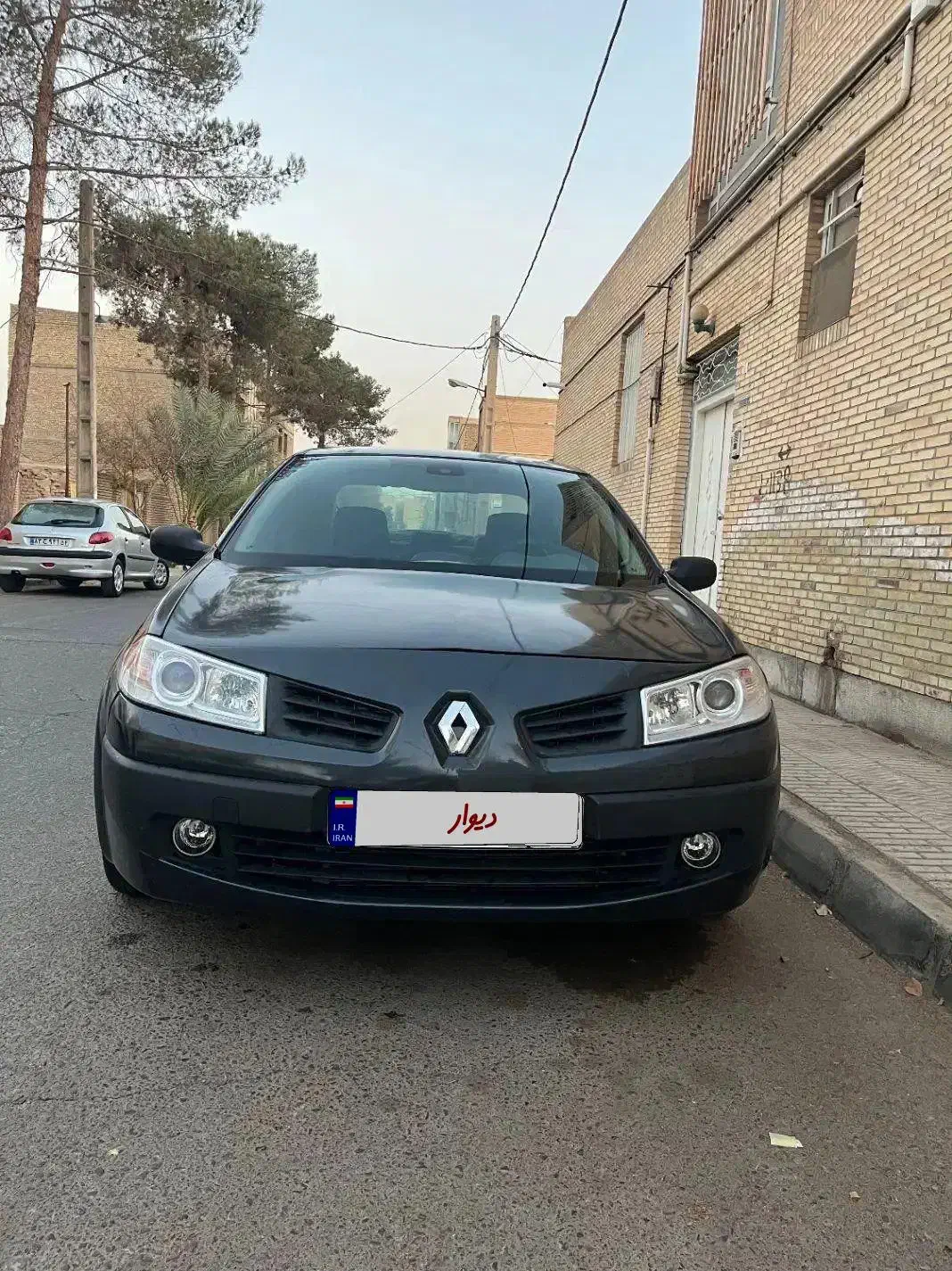 مگان۱۶۰۰|خودرو سواری و وانت|یزد, |دیوار