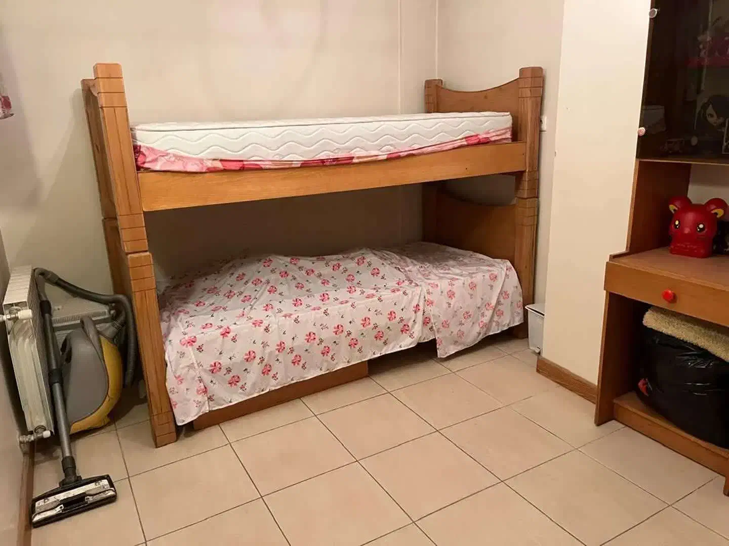 تخت 2 طبقه و کمد|تخت و سرویس خواب|خمینی‌شهر, |دیوار