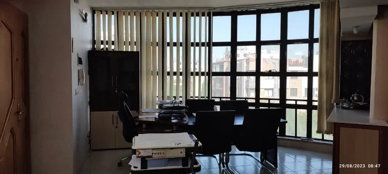 ** دفتراداری ۵۰ متری ۱ خ شیک نبش خ لاهور**|فروش دفتر کار، اتاق اداری، مطب|اصفهان, چشمه باقرخان|دیوار