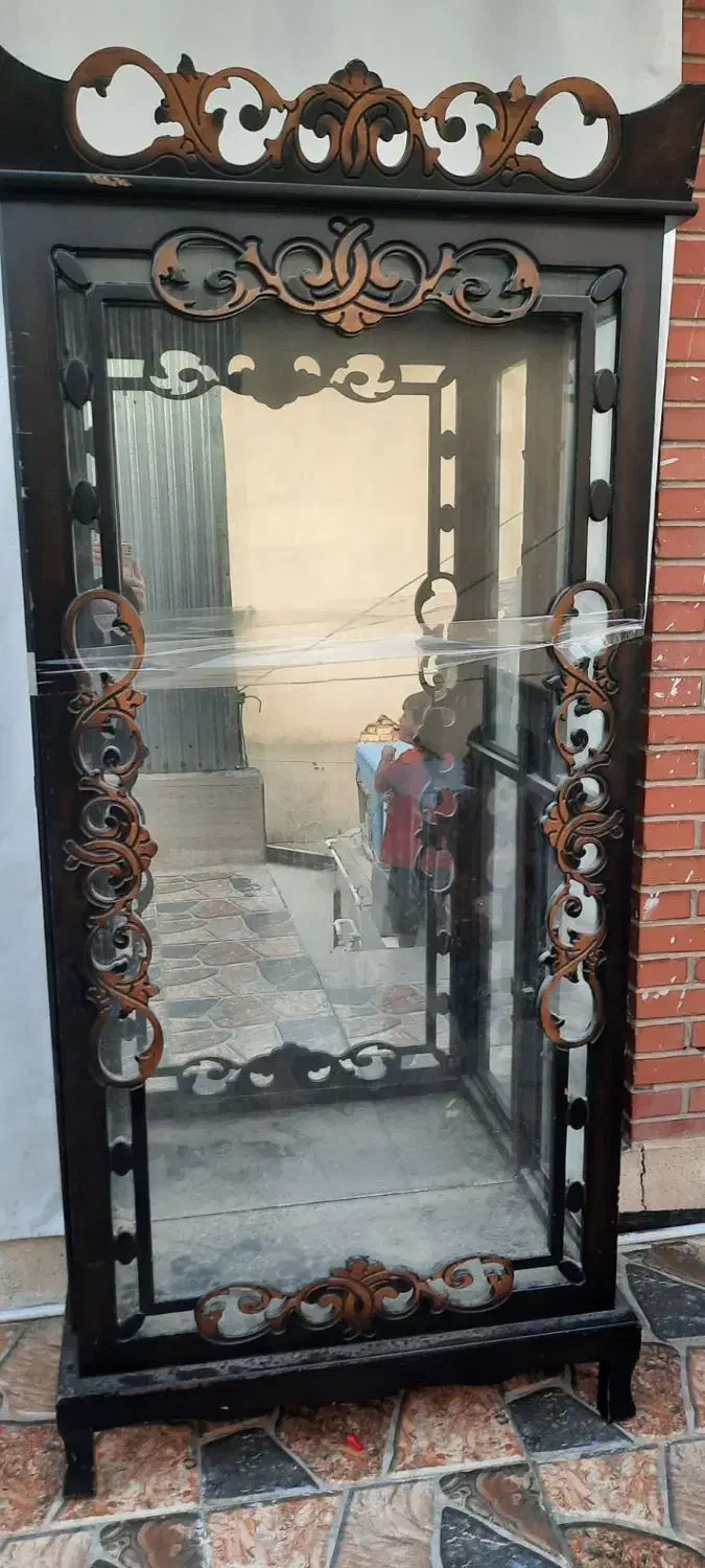 بوفه چوبی|بوفه، ویترین، کنسول|شیراز, شیشه‌گری|دیوار