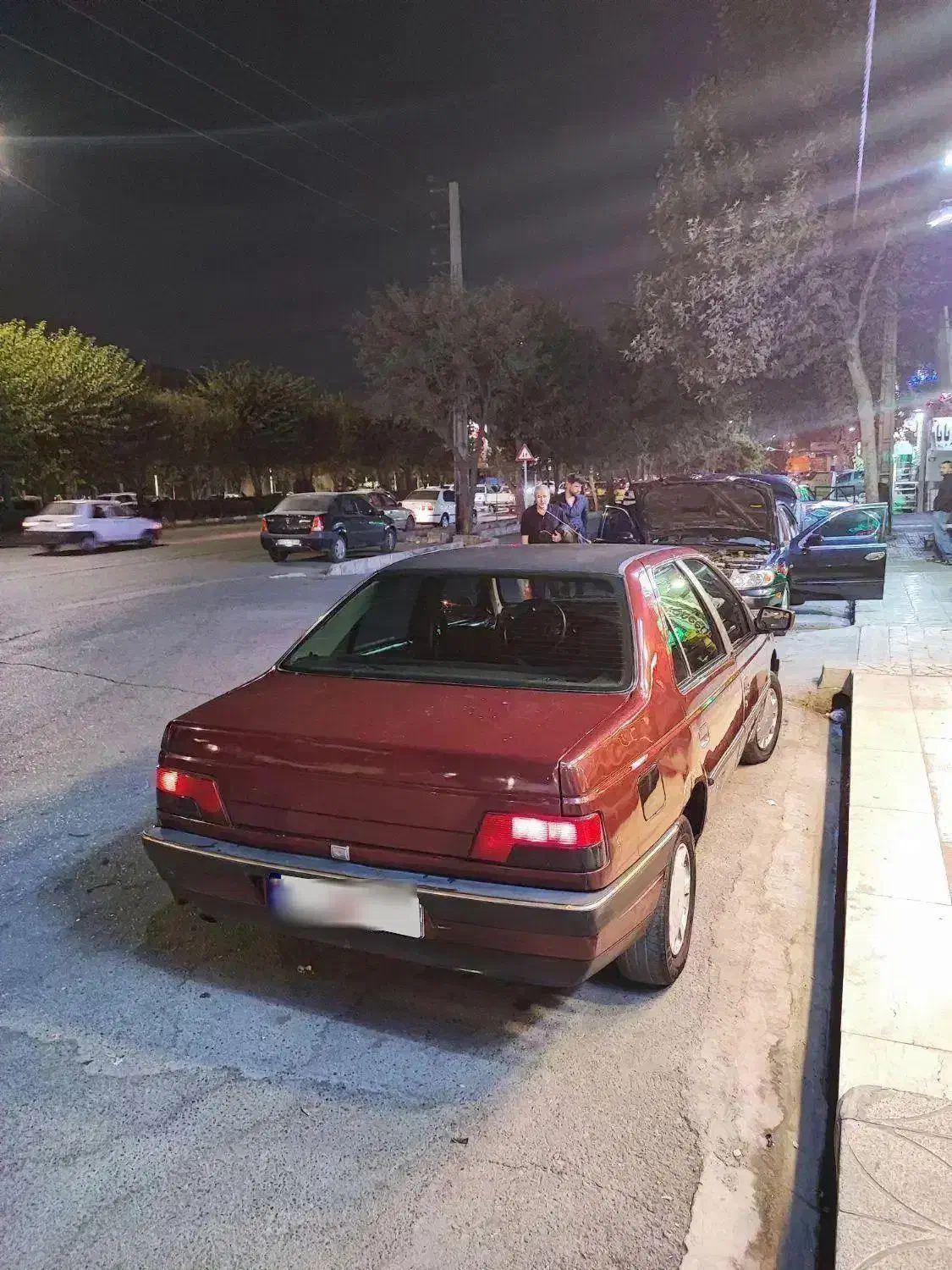 پژو ۴۰۵ 2000 مدل 78 دور رنگ معاوضه|خودرو سواری و وانت|کرج, شاهینویلا|دیوار