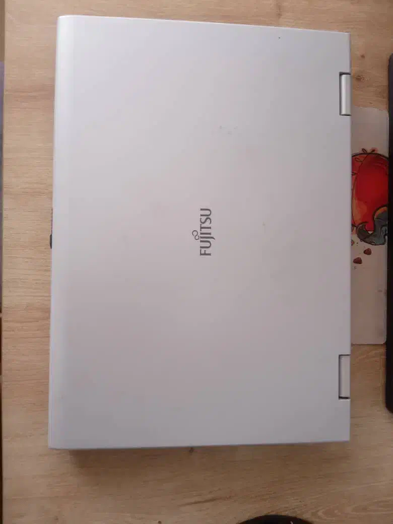 لپ‌تاپ فوجیتسو بدنه تمیز ،قیمت عالی|رایانه همراه|اصفهان, احمدآباد|دیوار