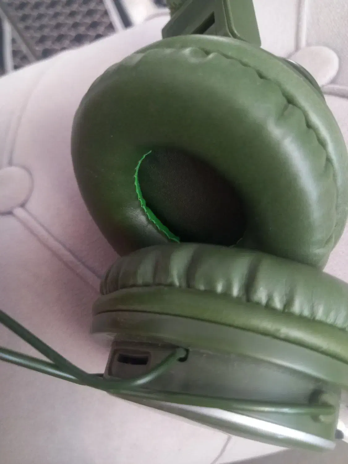 هدفون بلوتوثی کاملا در حد نو|لوازم جانبی موبایل و تبلت|شاهین‌شهر, عطار|دیوار