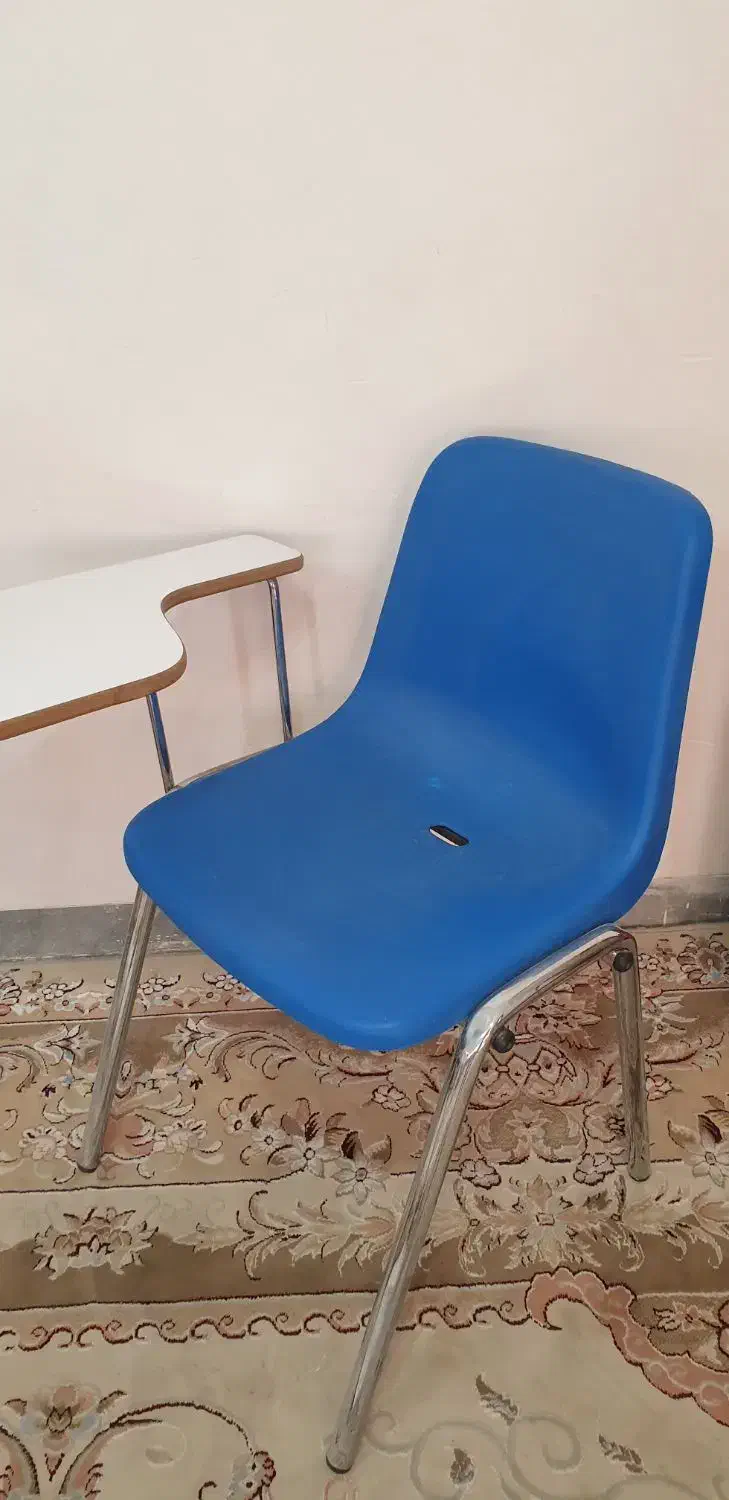 صندلی آزمون کاملا نو|صندلی و نیمکت|قم, رضویه|دیوار