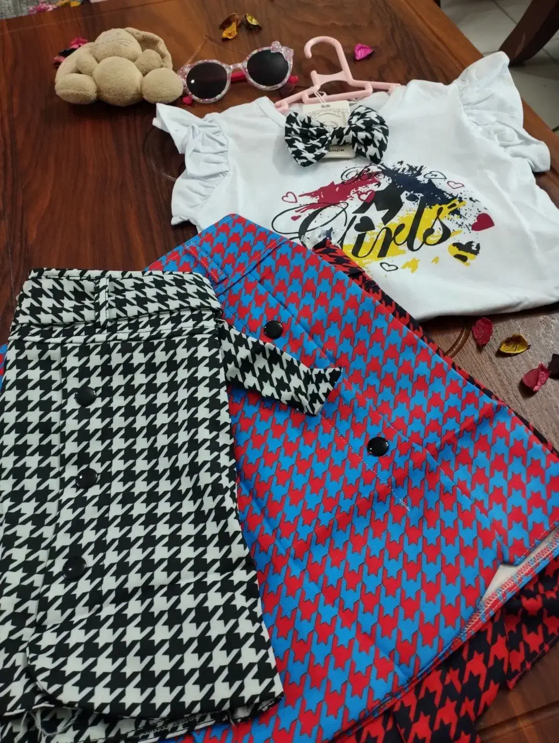 پوشاک|کفش و لباس بچه|شاهین‌شهر, گرگاب|دیوار