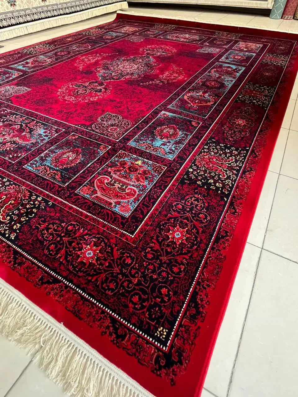 فرش دلشاد|فرش|قم, باغ شریفی|دیوار