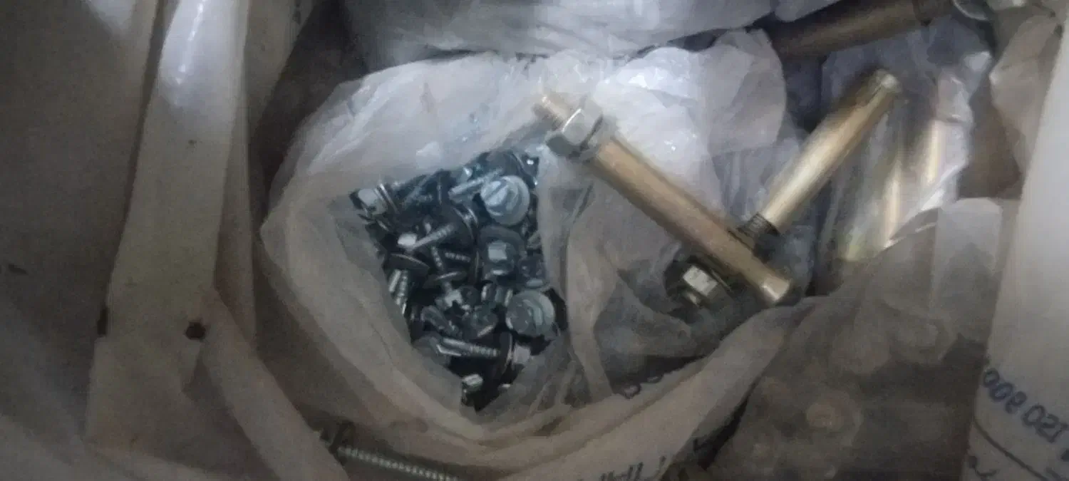 پیچ ۵ سانت و سه سانت و رول بولت ۱۰|ابزارآلات|زاهدان, |دیوار