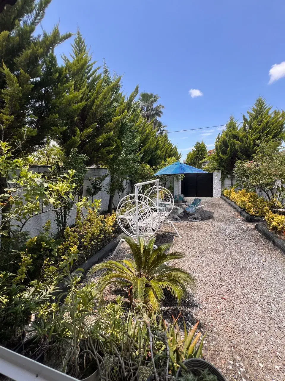 ویلا باغ دلگشا همکف فول مبله شهرکی سندتکبرگ|فروش خانه و ویلا|رحیم‌آباد, |دیوار