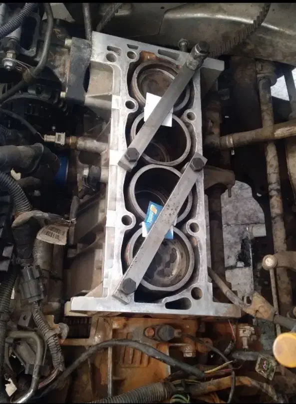 خدمات خودرویی تعویض روغنی مکانیکی|خدمات موتور و ماشین|قم, وادی السلام|دیوار