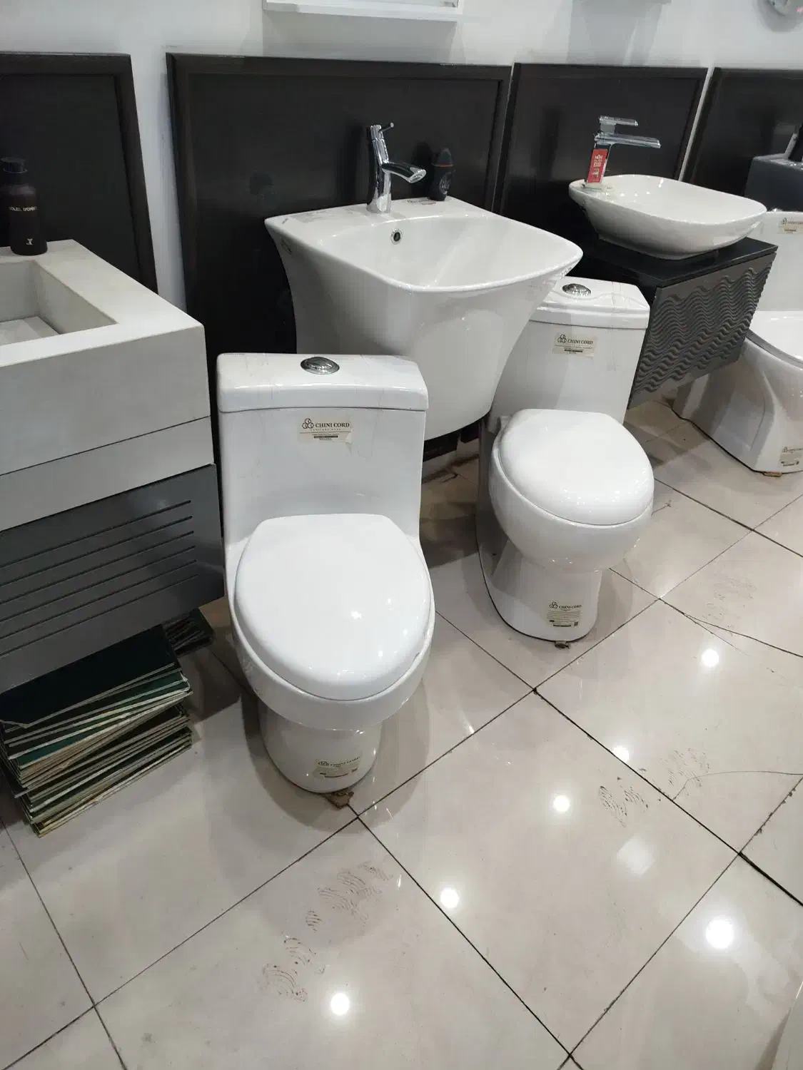 عمده فروشی سنگ توالت چینی عمده تک|لوازم سرویس بهداشتی|بوشهر, |دیوار