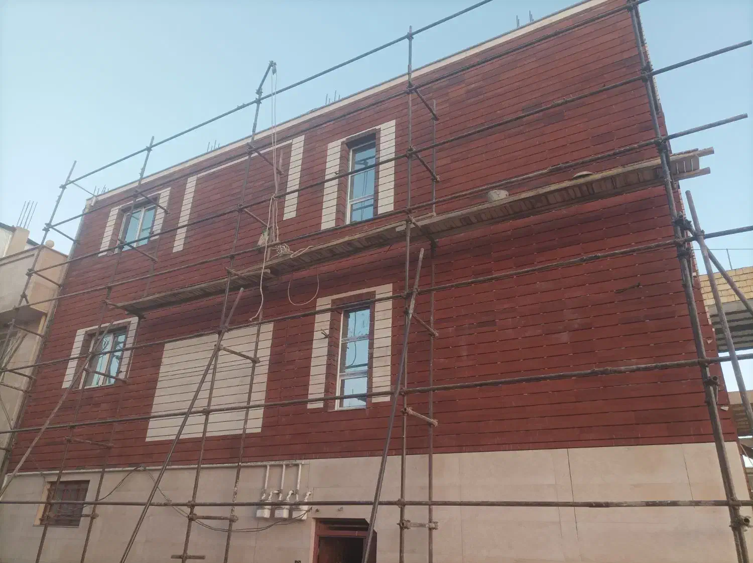 اجرای نماکاری سنگ آجر|خدمات پیشه و مهارت|شهرکرد, |دیوار