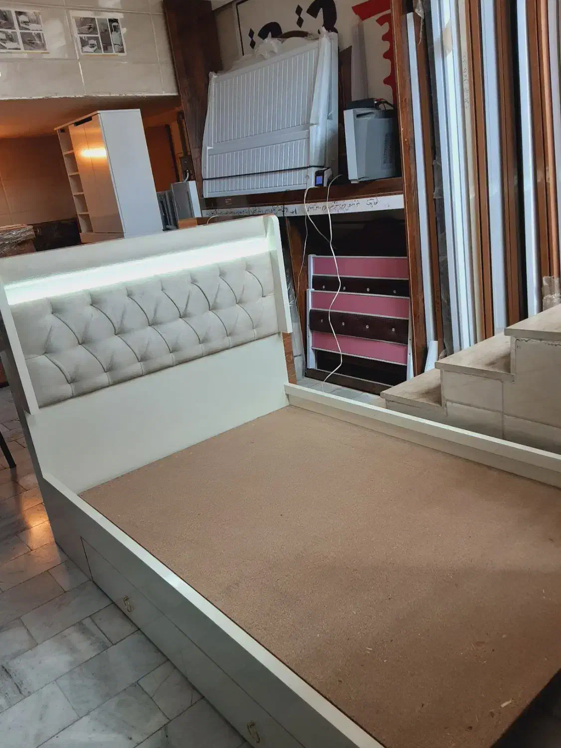 تختخواب ۱۲۰ یک و نیم نفره|تخت و سرویس خواب|بجنورد, |دیوار