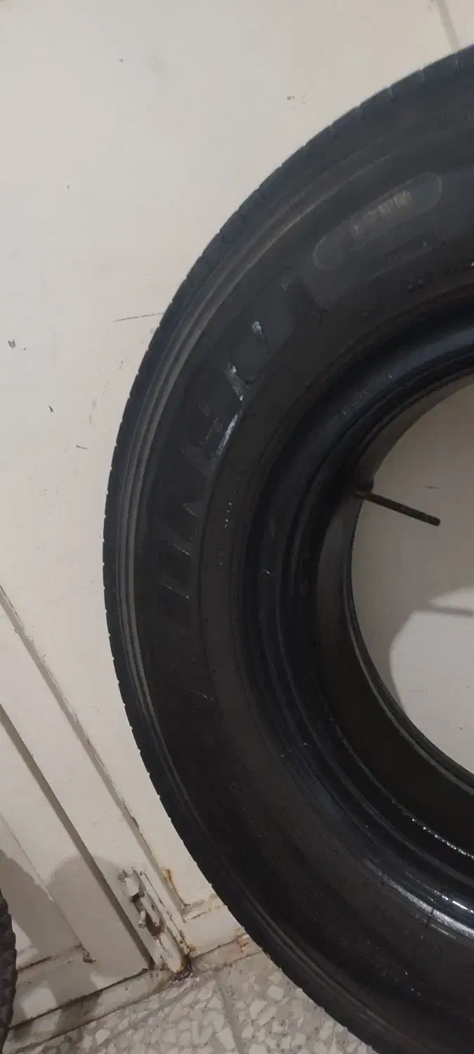 لاستیک نیسان|قطعات یدکی و لوازم جانبی|قم, ولیعصر|دیوار