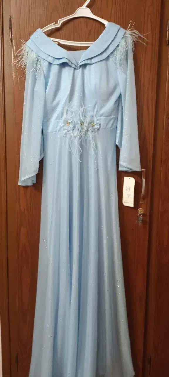 چند دست لباس مجلسی|لباس|شاهین‌شهر, طالقانی|دیوار