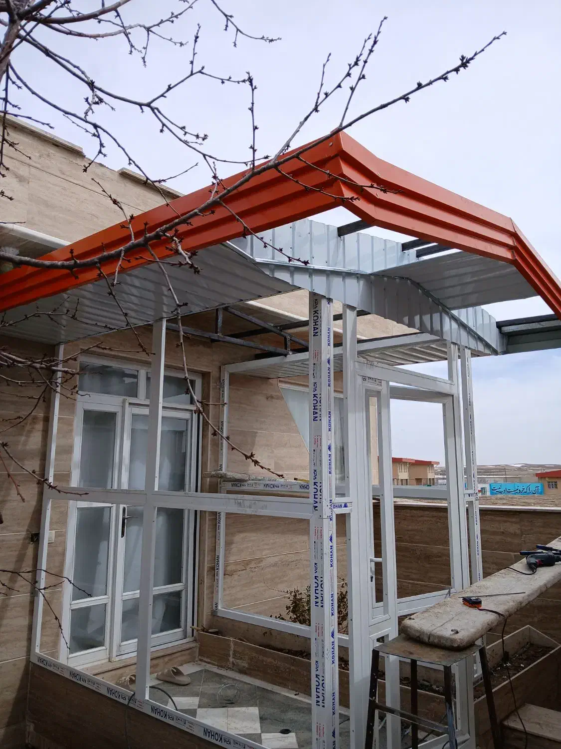 اجرای سقف شیروانی ،راویز،نبشی کشی،|خدمات پیشه و مهارت|قیدار, |دیوار