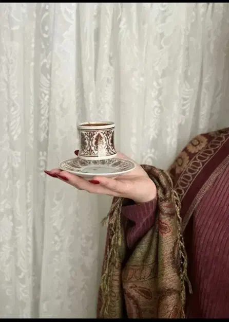 اتفاقات آینده|فعالیت داوطلبانه تحقیقاتی|اصفهان, نقش جهان|دیوار